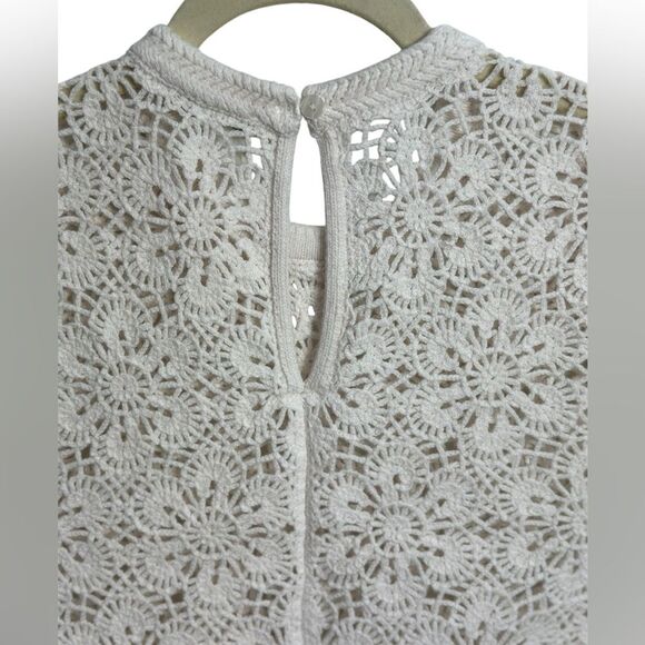ABERCROMBIE AND FITCH Crochet-Style‎ Floral Lace Tee, Size XSMALL - Picture 7 of 13